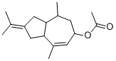 CAS 登录号：117-98-6， (4,8-二甲基-2-丙-2-亚基-3,3a,4,5,6,8a-六氢-1H-薁-6-基)乙酸酯