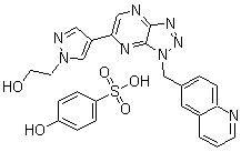CAS 登录号：1159490-85-3, 4-[1-(6-喹啉基甲基)-1H-1,2,3-三唑并[4,5-b]吡嗪-6-基]-1H-吡唑-1-乙醇 4-羟基苯磺酸盐