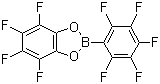 CAS 登录号：365458-36-2, 4,5,6,7-四氟-2-(2,3,4,5,6-五氟苯基)-1,3,2-苯并二氧硼烷