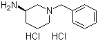 CAS 登录号：876160-18-8, (R)-1-苄基-3-氨基哌啶二盐酸盐